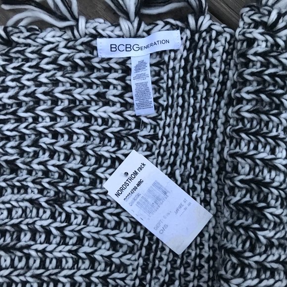 Bcbgeneration Women Scarf Black and white knit lon - Picture 14 of 14